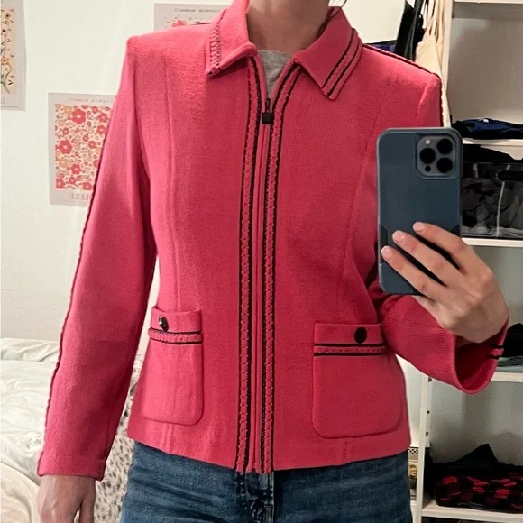 St. John’s Vintage Women's Pink Jacket - Picture 2 of 6